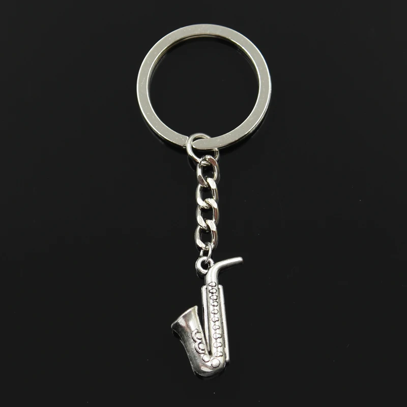 New Fashion Keychain 26x21mm Horn Saxophone Pendants DIY Men Jewelry Car Key Chain Ring Holder Souvenir For Gift