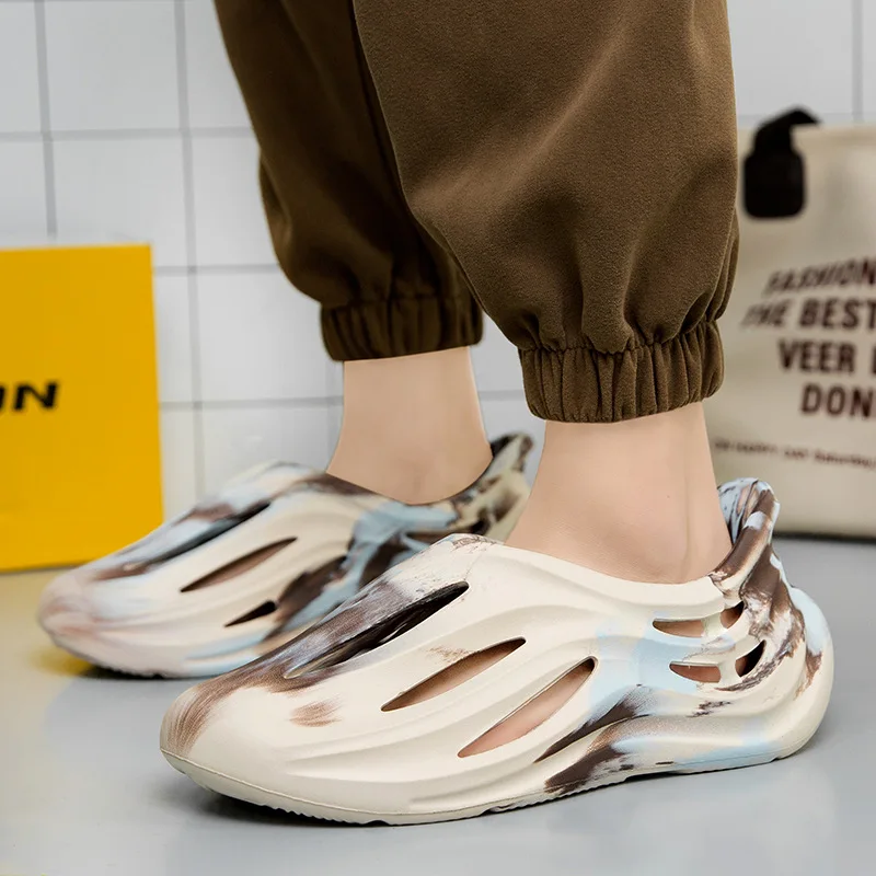 

2026 camouflage coconut hole shoes men's summer EVA bag head sandals platform sports beach shoes