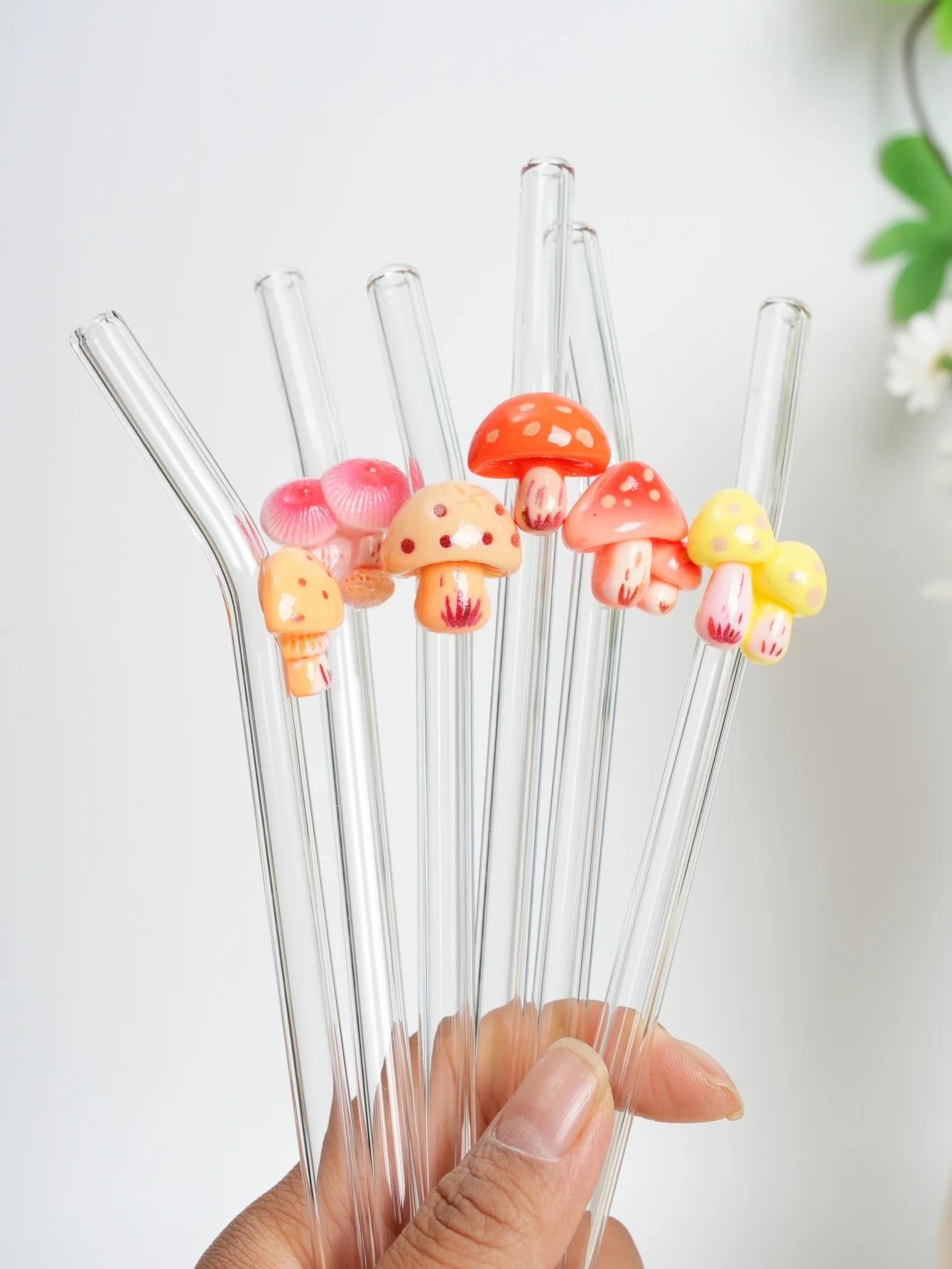 1/2/7PCS Enchanted Mushroom Glass Straw Set, Colorful Handcrafted Bent Straw for Juice & Cocktails, Whimsical Party Atmosphere