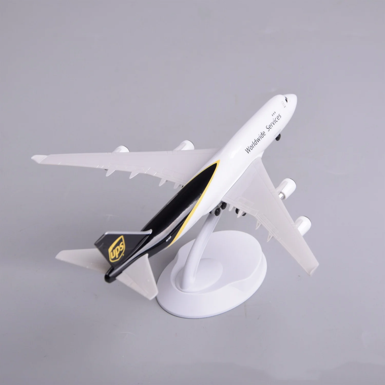 20cm UPS B747 Cargo Airplane Model Kit Cabin Door Openable with Stand for Adult Aviation Enthusiasts Gifts or Collection Display