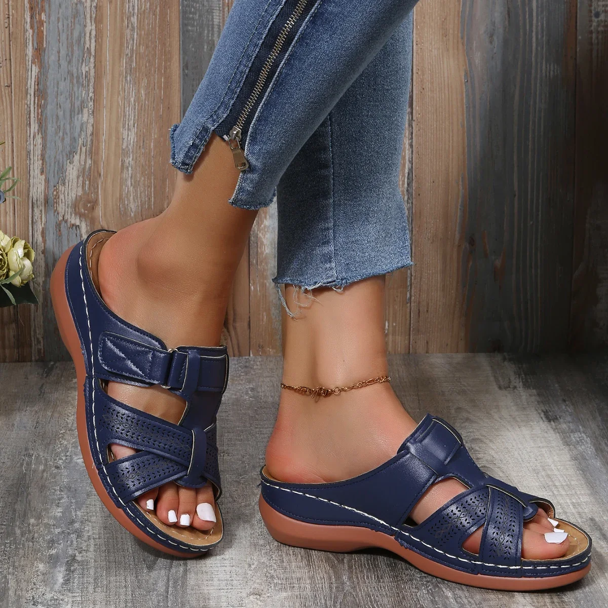 

2024 Women Wedge Sandals Premium Orthopedic Open Toe Sandals Vintage Anti-Slip Leather Casual Female Platform Retro Shoes 35- 43