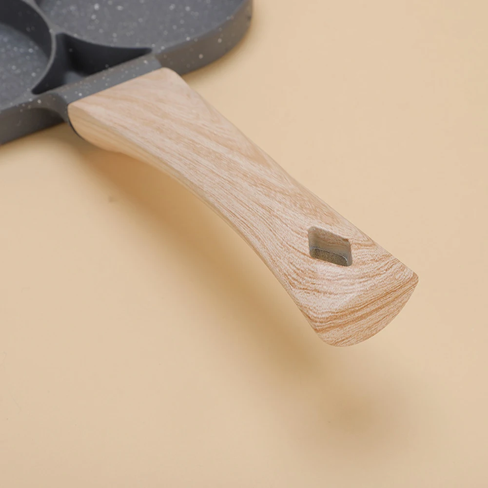 

Breakfast Preparation 34.5*17.5cm Includes Handle 3-Cup Egg Pan Easy Clean Omelette Pan Egg Frying Pan Cast Aluminum Pan