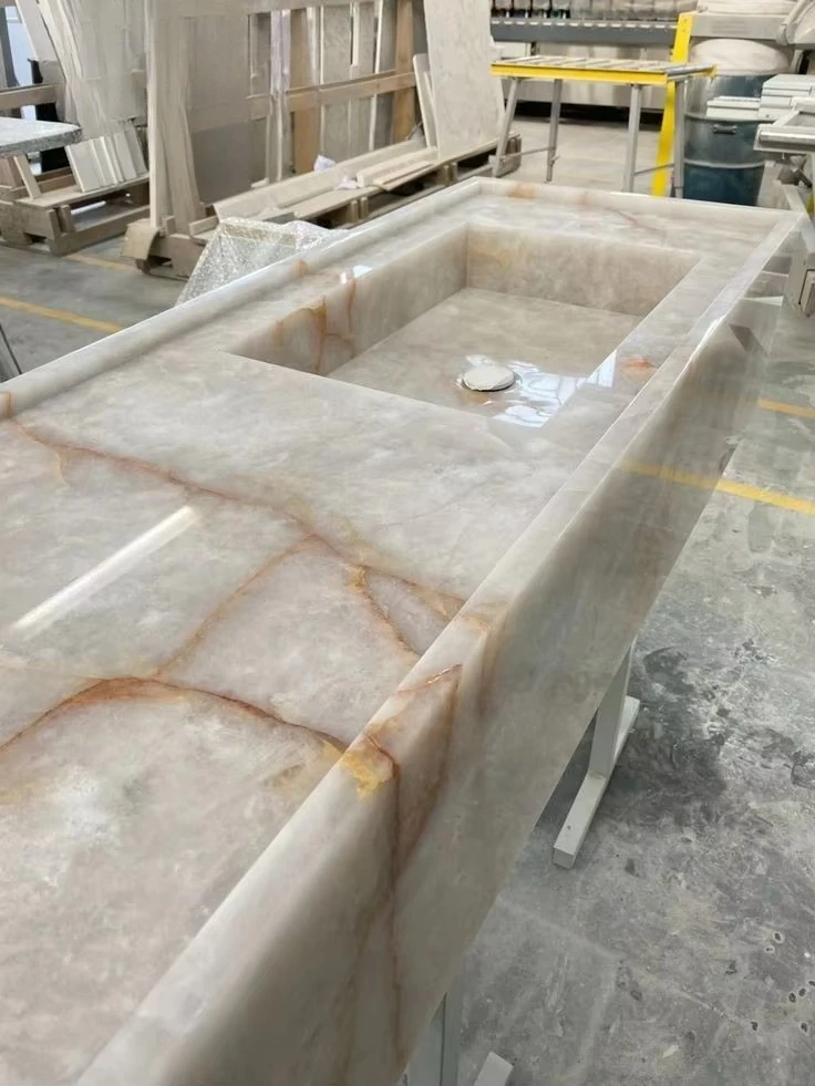 Transparent Luxury Stone Kitchen Countertop Customizable Natural Quartzite Island for Hotel Villa Interior Decoration