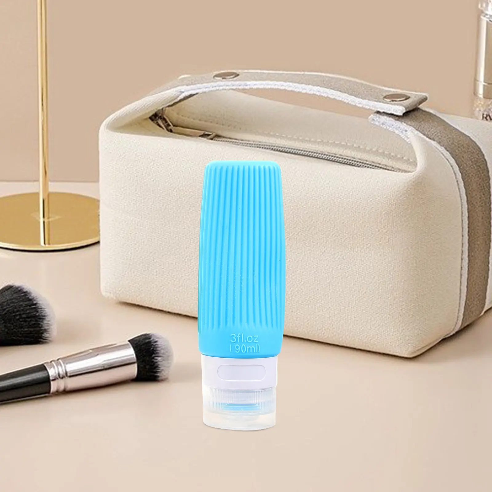 

Набор из 4 силиконовых дорожных флаконов по 90 мл: многоразовые, герметичные емкости для туалетных принадлежностей, для кемпинга, спортзала, портативные, для лосьонов и шампуней