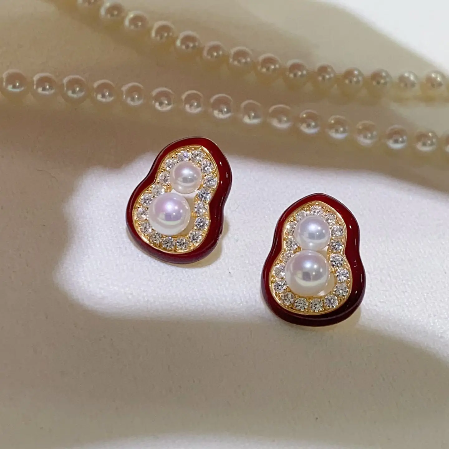 

Certificate 925 Silver Natural Akoya Pearl Gourd Ear Stud Aurora Luster Flawless Tiny Pearl Earring Blessing Lucky Red Jewelry