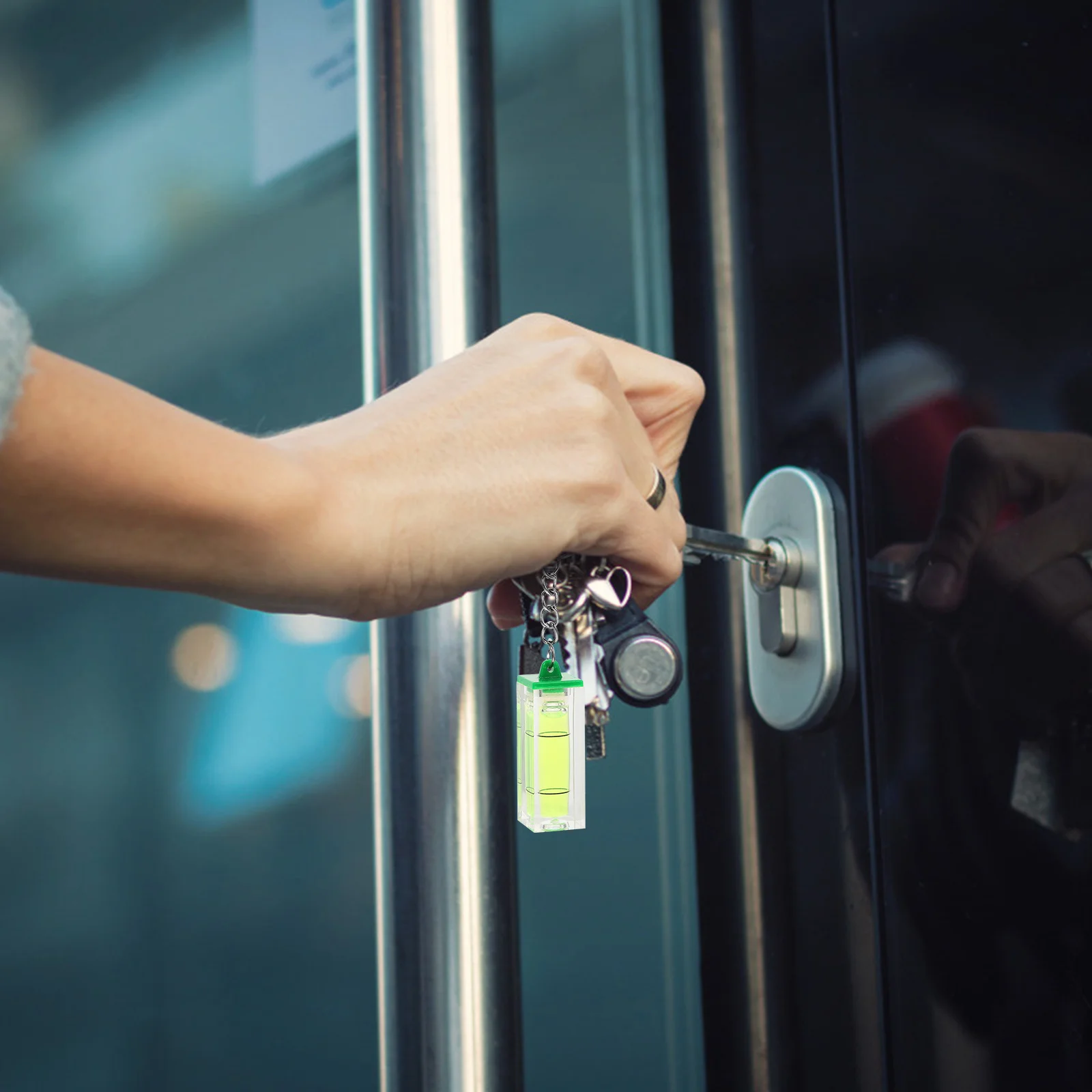 Spirit Level Keychain Small Bubble Level Pocket Precision Tool For Car Keys Wallet Chain Men Women Bag Decor Ornament