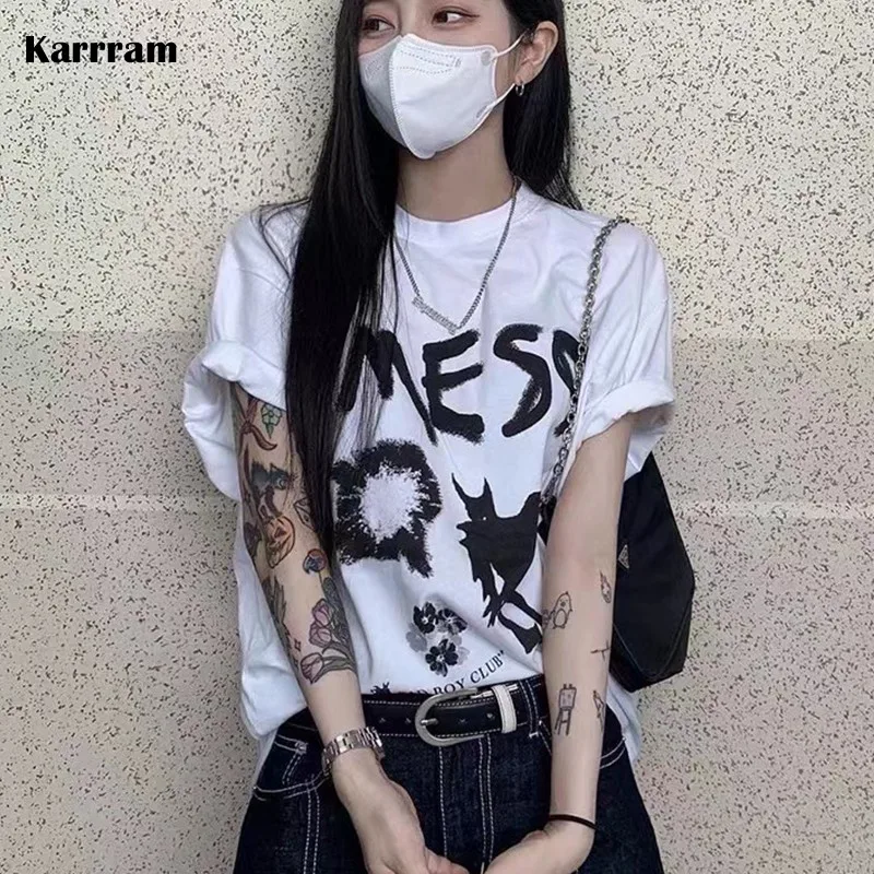 Karrram Hàn Quốc Áo Thun Thời Trang Kpop Grunge Quá Khổ In Đồ Họa Rối Gothic Thư Ptinted Cao Cấp Nhật Bản Dạo Phố Nữ