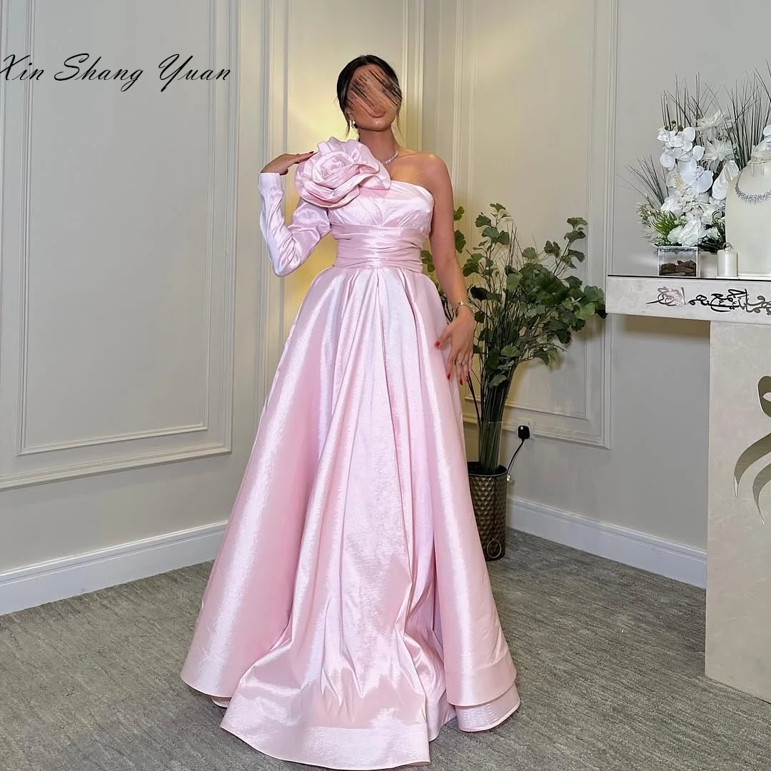 ที่กําหนดเองชุดราตรีคลาสสิกซาติน Strapless หนึ่งไหล่แขนยาวชุดราตรี A-Line Sweep Train Appliques Party Dresses