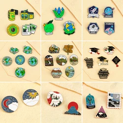 2-7Pcs/Set Travel Brooches Astronaut Spacer Lover Enamel Green Earth Environmental Protection Lapel Pin Badges Jewelry Gift