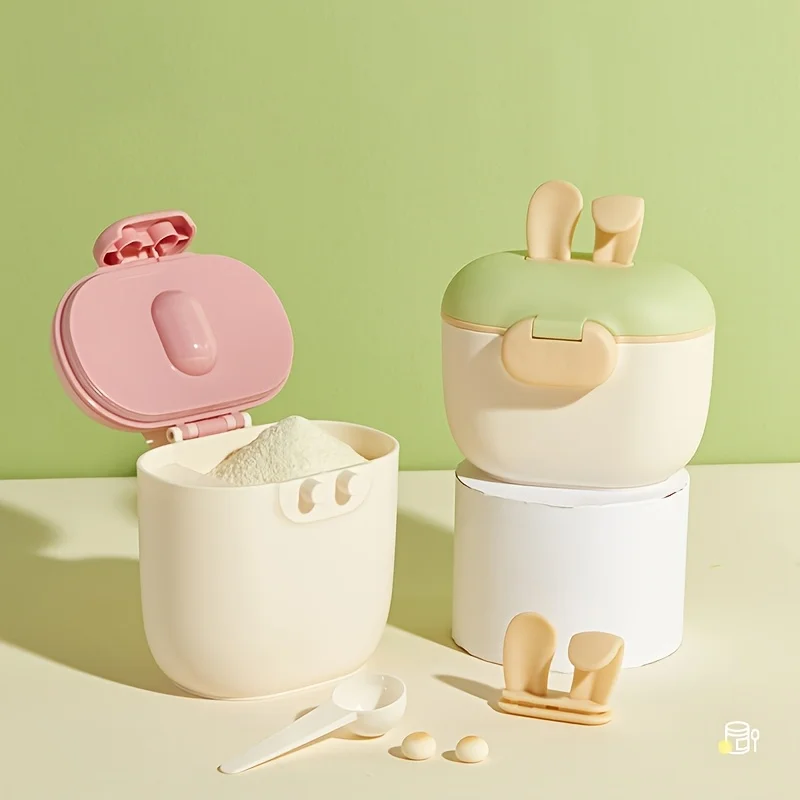 

330ML large capacity portable moisture-proof sealed milk powder storage container, equipped with mixing spoon, PP material