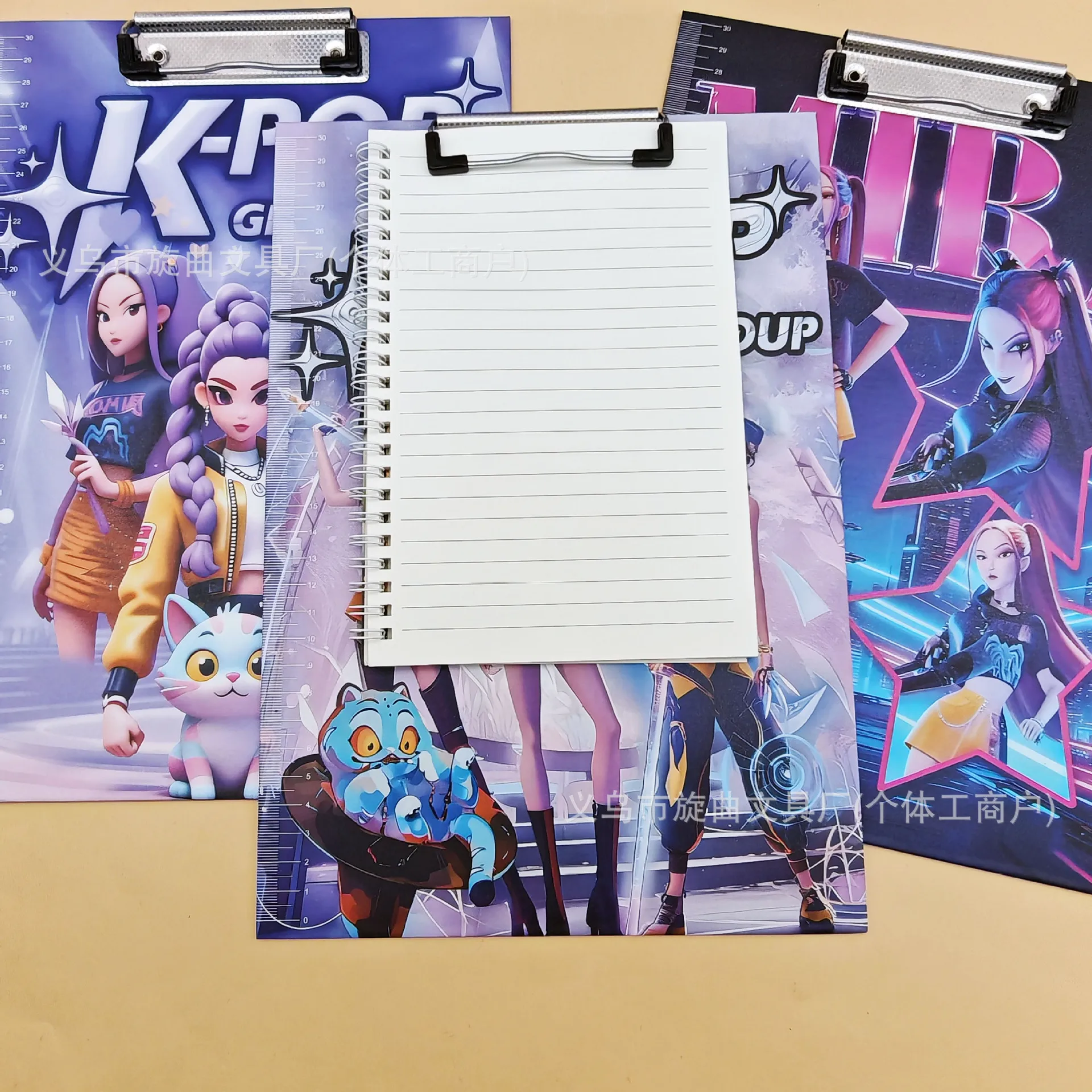 Kpop شيطان الصيادين المجموعة A4 المشبك لوحة الكرتون الإبداعية طالب ملاحظة مجلس رسم مجلد ملفات