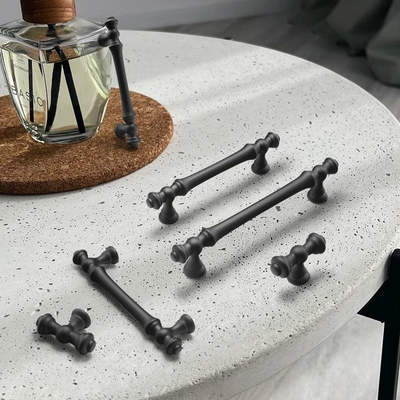 Zinc Alloy Matte Black Wardrobe Cabinet Handles Drawer Knobs Kitchen Door Pulls Modern Minimalist High End Handles for Cupboard