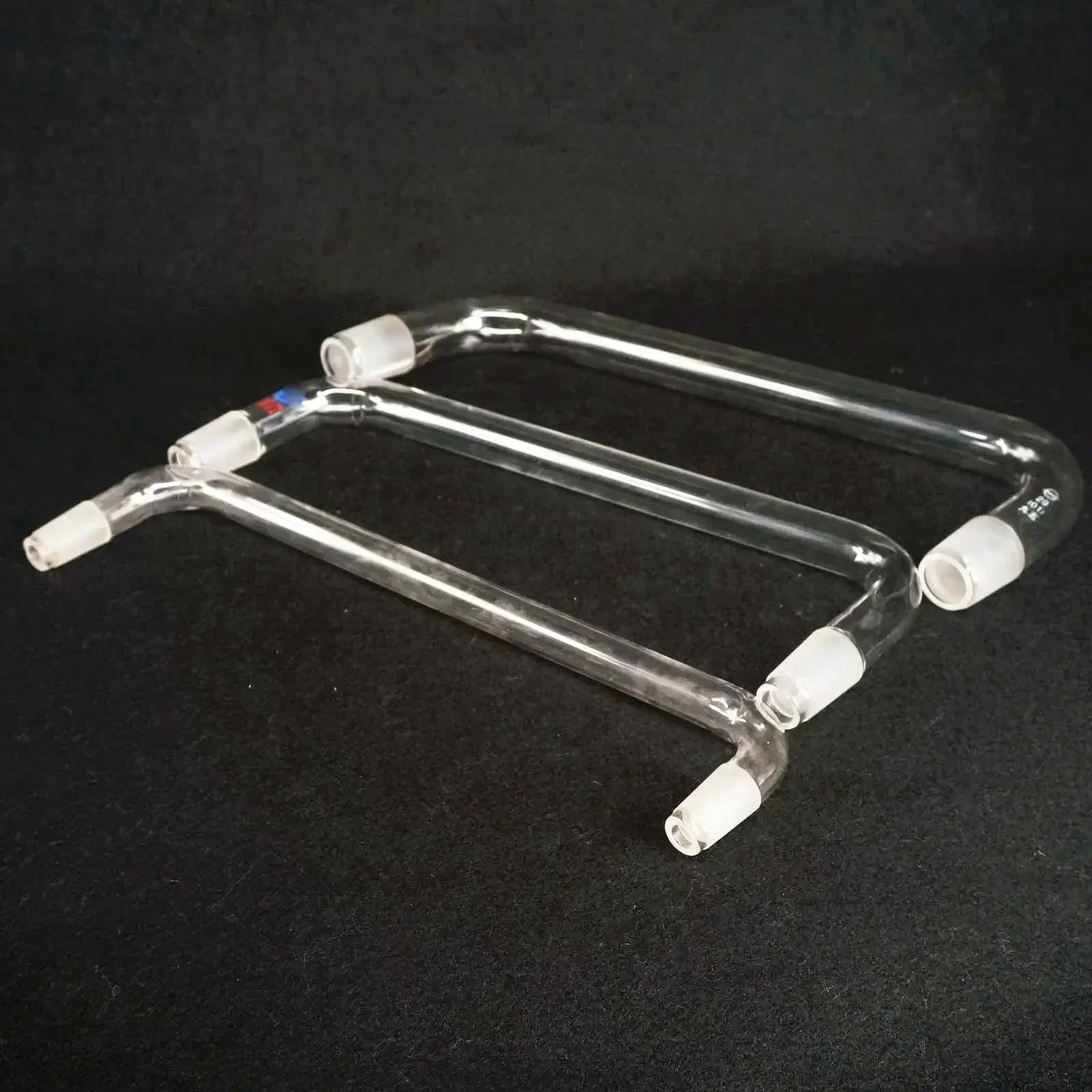 14/23 19/26 24/29 29/32 Joint 105 to 75 Degree Lab Borosilicate Glass Distillation Adapter Bend Tube