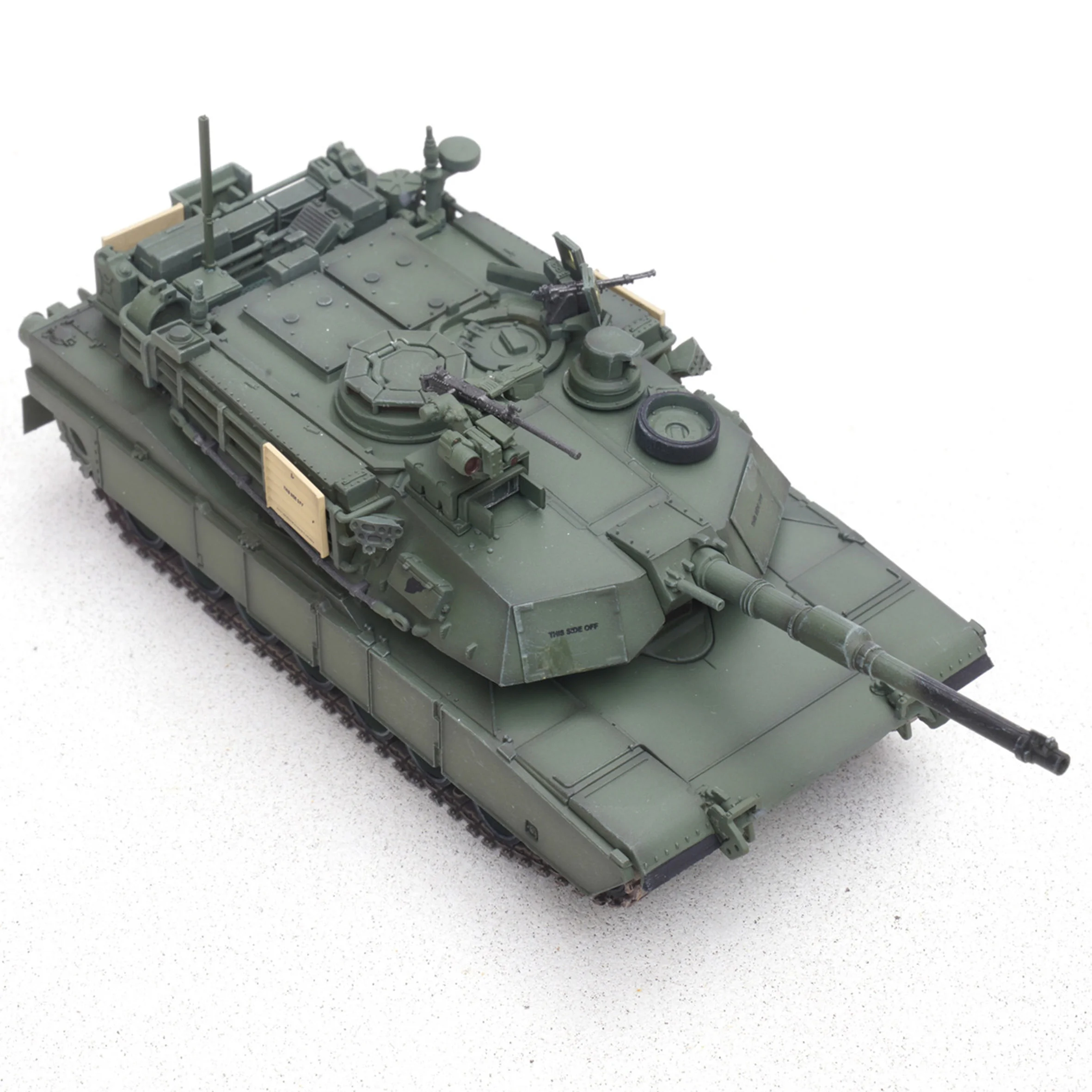 1-72-12247pd-char-m1a2-sepv3-Equipe-de-combat-de-la-1ere-brigade-blindee-division-3-d'infanterie-modele-statique-fini