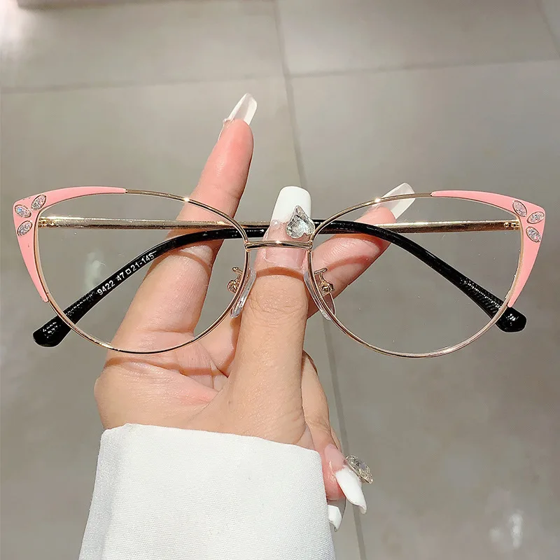 Vintage Anti Blue Light Optical Cat Eye Metal Diamond Glasses Women Luxury Brand Designer Myopia Prescription Eyewear Frame