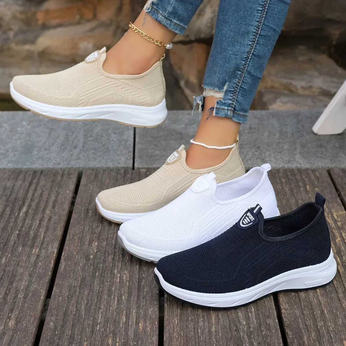 Large Women's Casual Shoes New Summer Mesh Breathable Soft Sole Lightweight Women's One Step Single Step Shoes Casual Sneakers