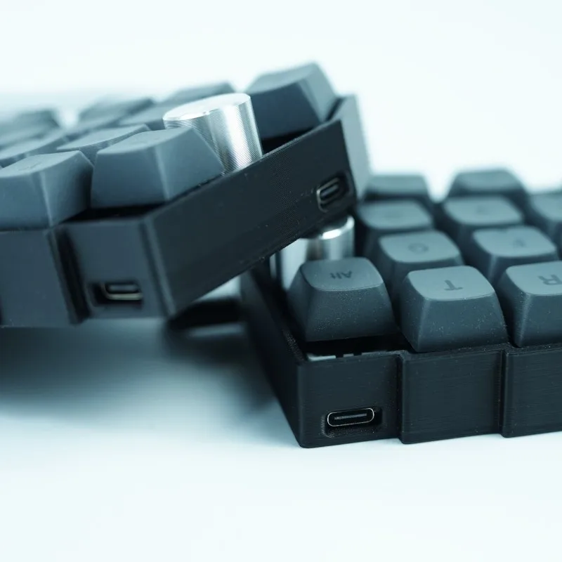 Worne Wired Split Keyboard Kit Customized RGB Hot Swap Ergonomics Single Mode Split Keyboard for VIAL Left Right Hand Keyboard