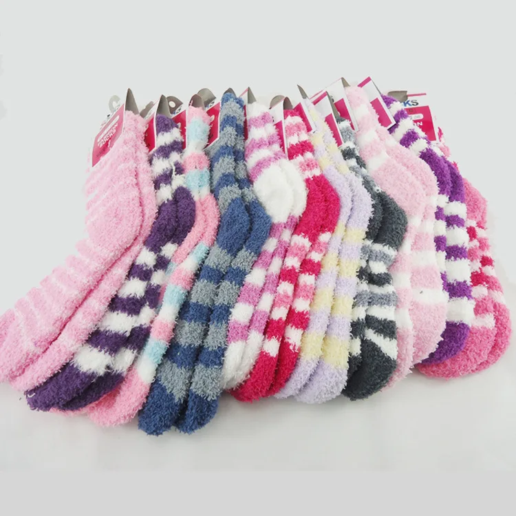 5 pairs of random color women's autumn and winter striped warm and comfortable coral fleece women's floor socks casual socks