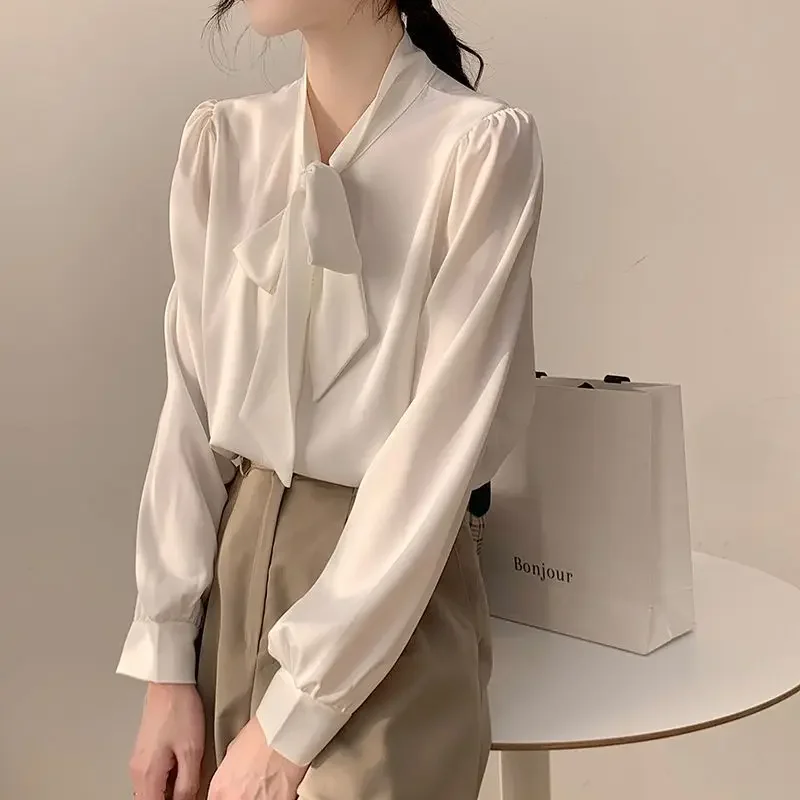 Lente Nieuw Temperament Wit Chiffon Blouse Lange Mouw Strik Patchwork Effen Kleur Losse Shirt Tops Elegante Mode Vrouwen Kleding