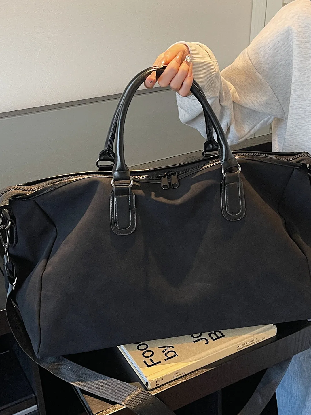 

Lightweight Faionable Travel Bag for Men And Women ort Trips Storage Lage Bag Student Large Capaci Travel Bag