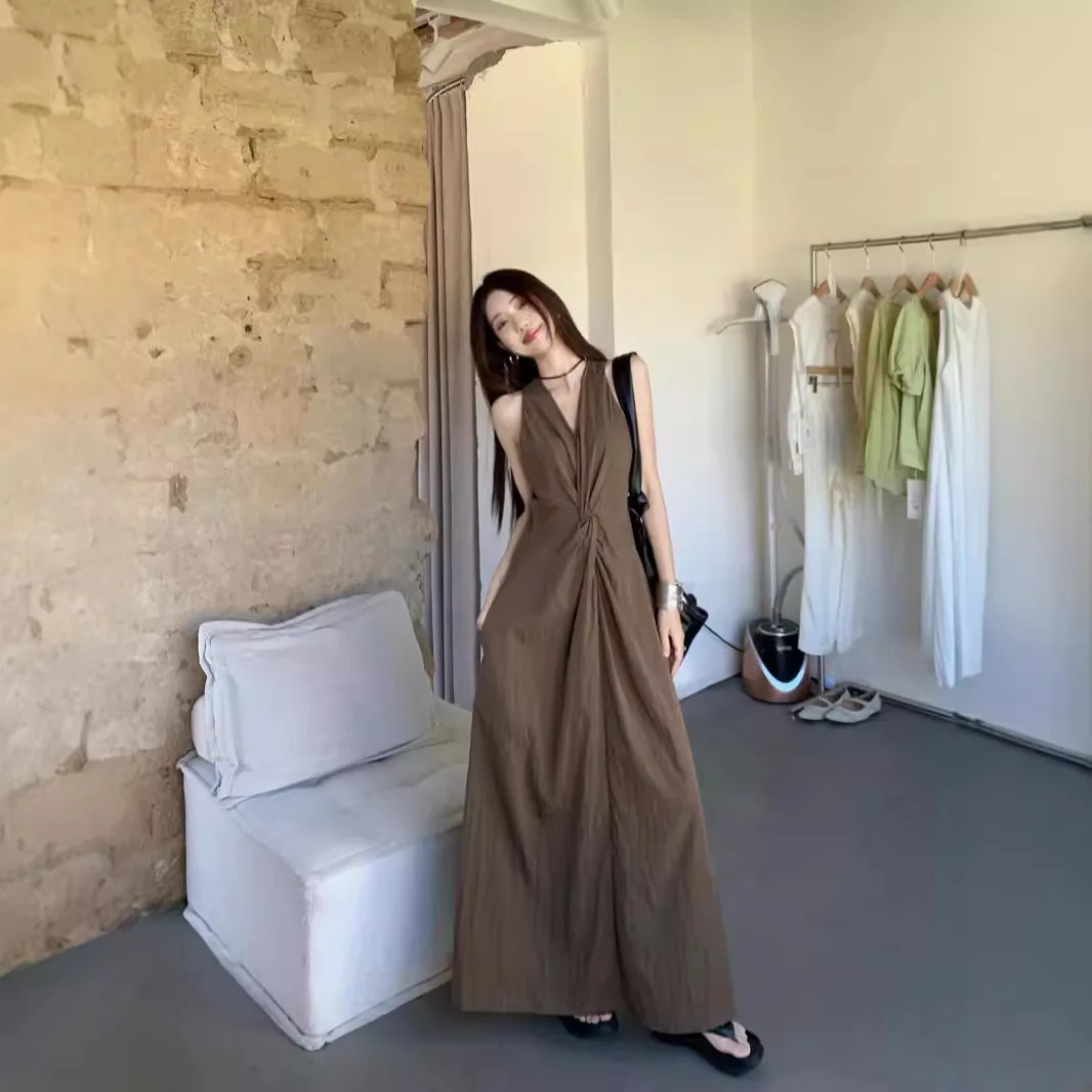 

Hanging Neck Suspender Dress, Children's Summer New Style, High-End Temperament, Waist Cinching Long Skirt