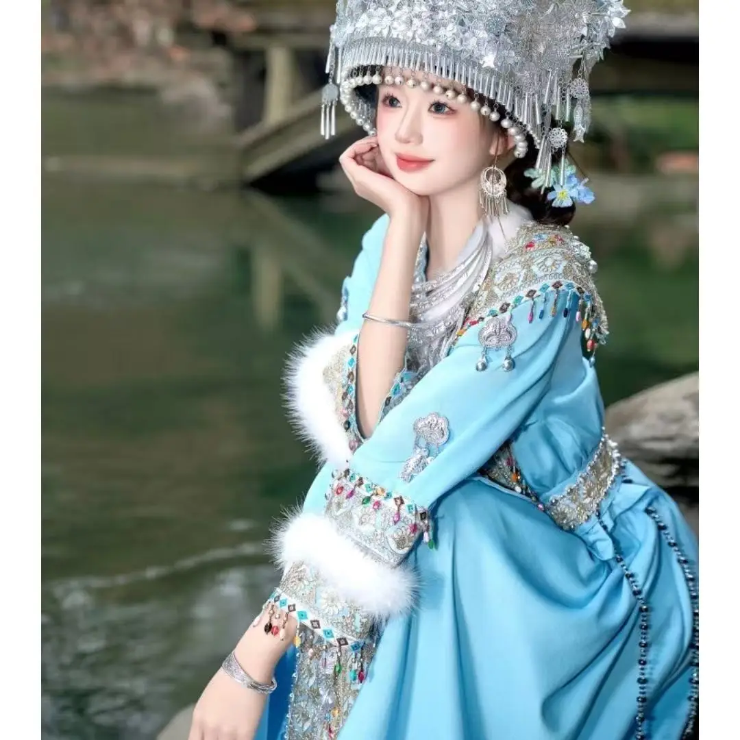 Elegant Blue Hmong Costume Women's Traditional Chinese Clothing Carnival Event Stage Prformance Suits Trvel Wedding Outfits view 2