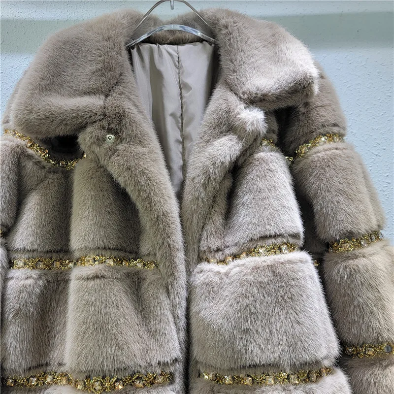 WTHT New Fashion Women's Striped Diamonds Fake Fur Coat 2024 Winter Trendy Lapel Long Sleeves Warm Jacket Female 1LS503