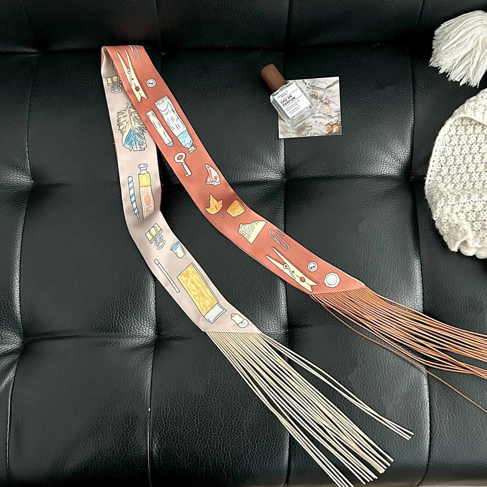 Luxury Tassel Skinny Scarf for Women Paisley Print Neckerchief Multi-Use Hair Scarf Bag Handle Wrap Belt Headband for Trip Gift view 5
