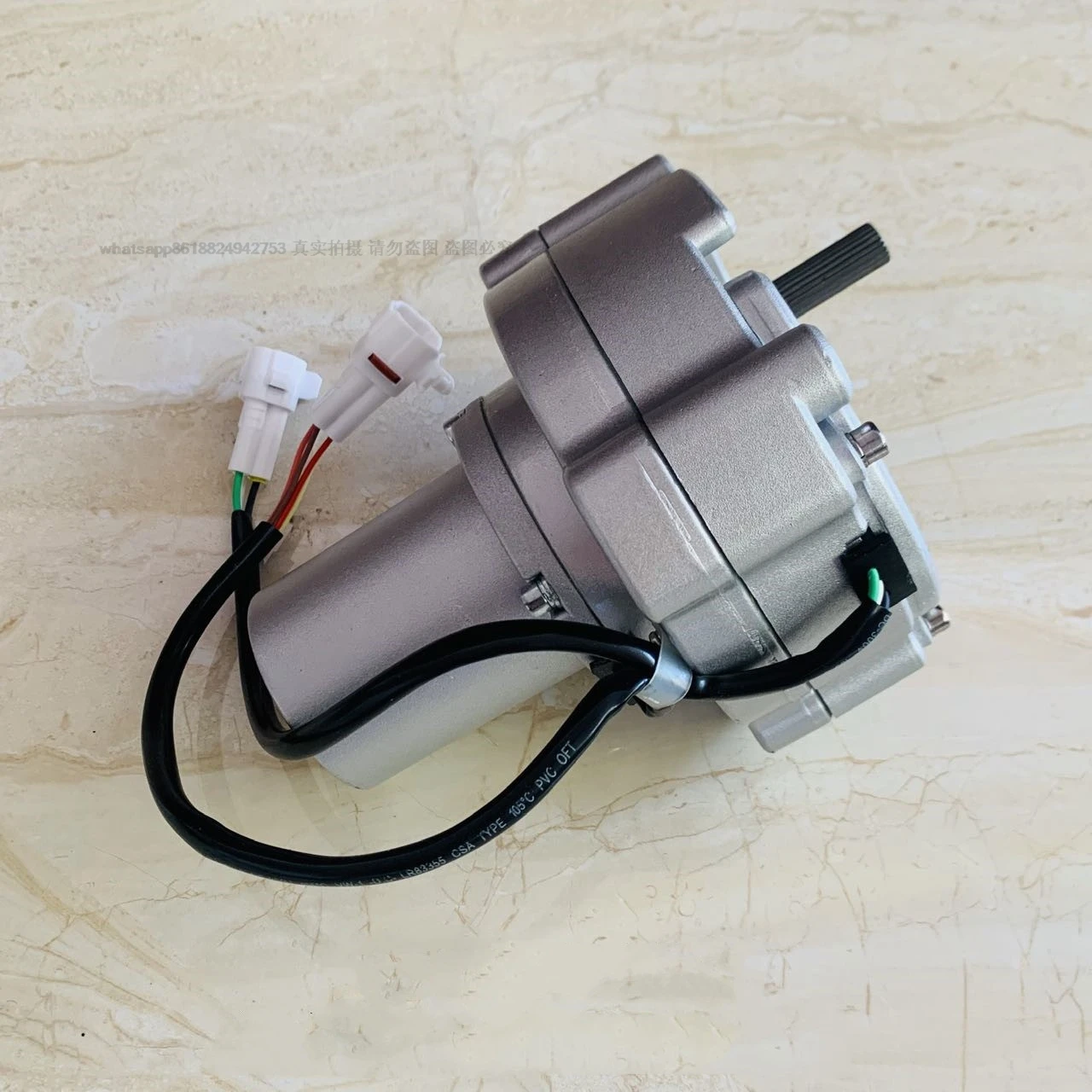 for Kobelco Excavator SK200-3 SK200-5  YN2406U197F4 YN2406U197F3 Throttle Accelerator Stepped Motor Governor Assembly
