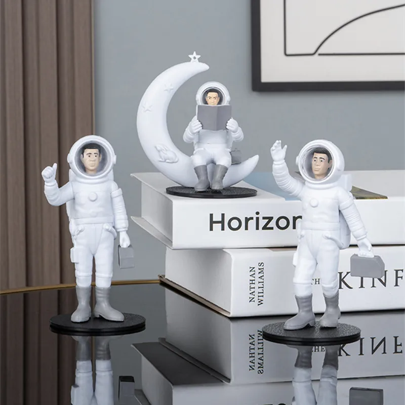 Astronaut Figures Figurines Table Decor Statue Spaceman Sculptures Educational Toy Home Living Room Desk Decoration Kids Gift