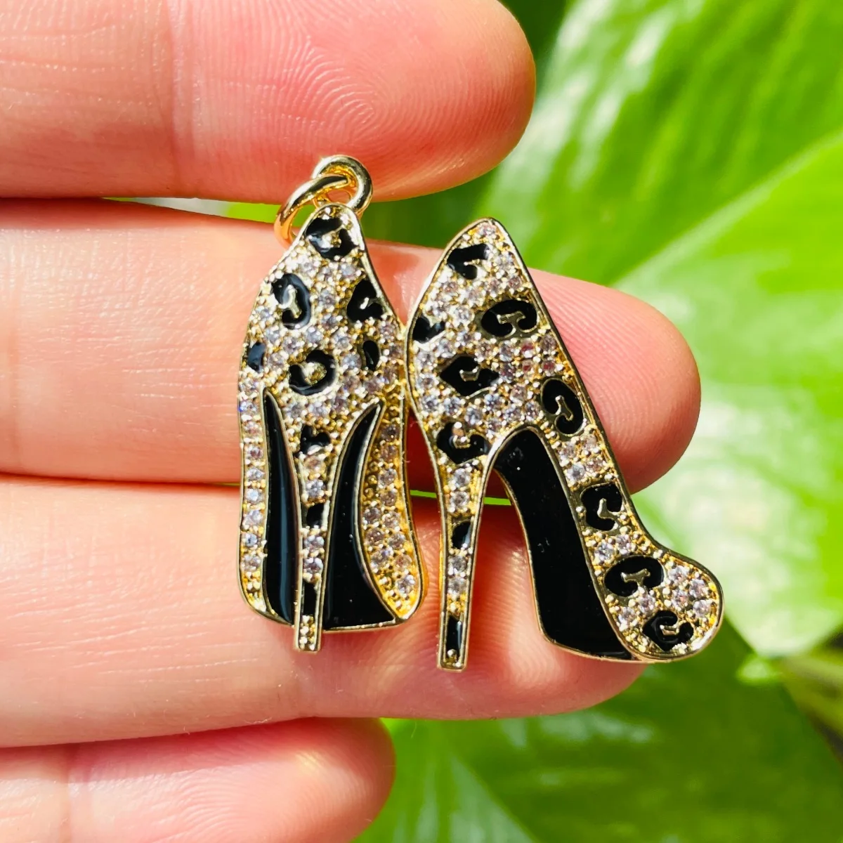 5pcs Leopard Printed High Heels Charms Zirconia Paved Fashion Shoe Pendants for Women Bracelet Necklace Making Jewelry Accessory view 2