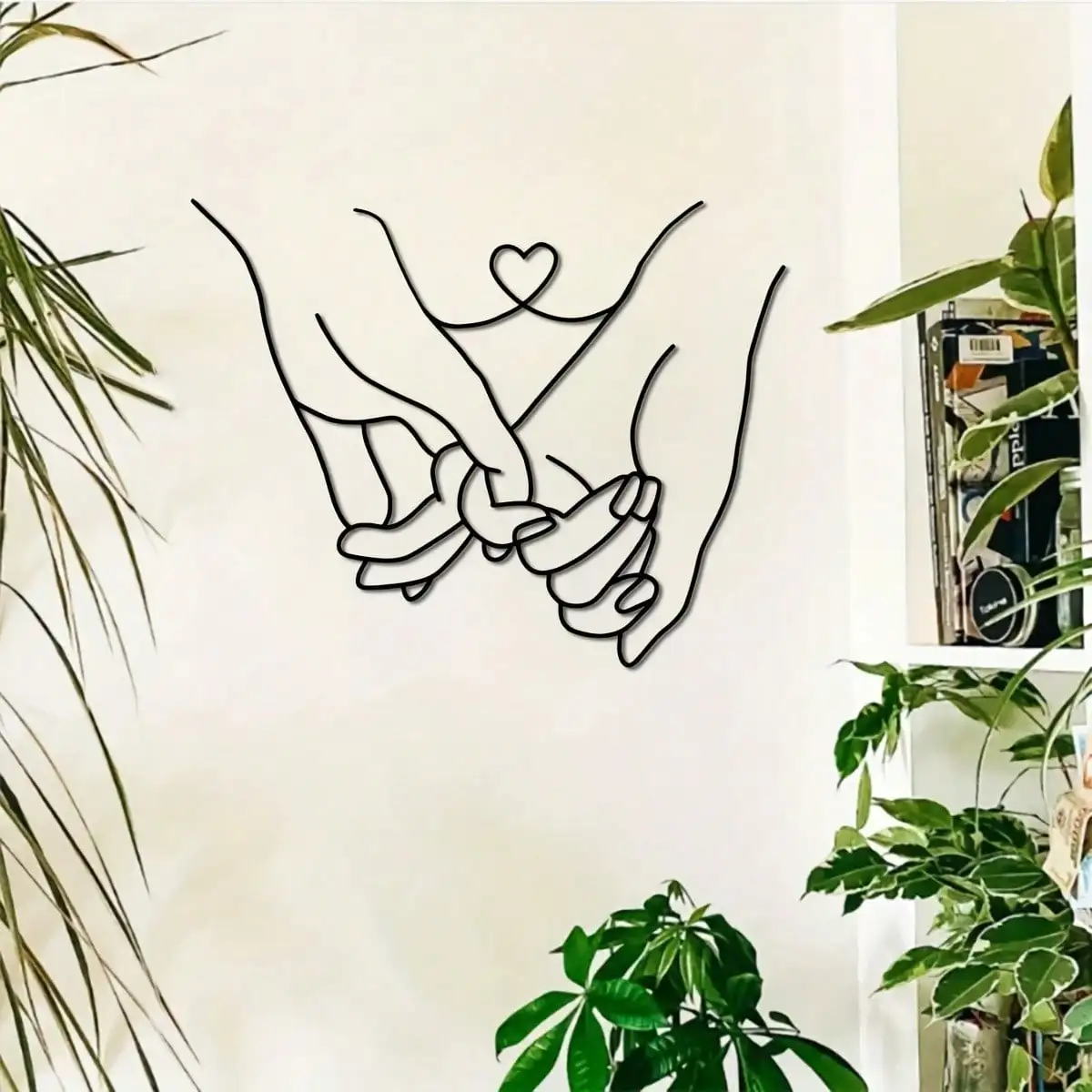 1 Stück 15,75 x 12,4 Zoll Hand-in-Hand-Metallkunst-Wanddekoration – Wandskulptur mit Liebesmotiv für Paare