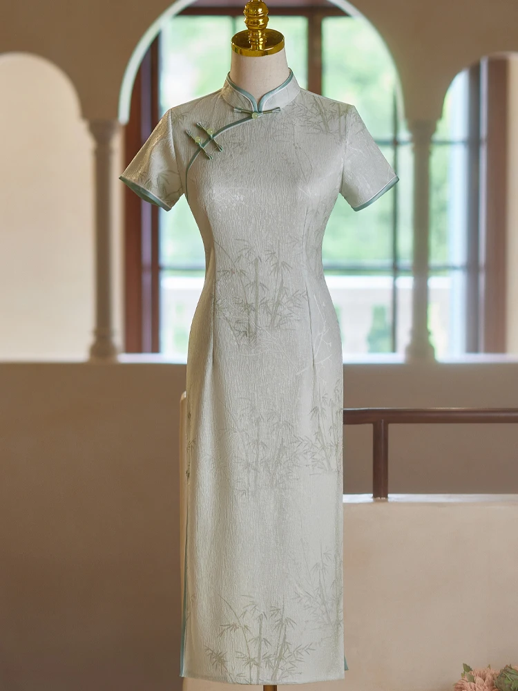 

Новое китайское ретро-платье-ципао для молодых женщин, приталенное, с цветочным узором, дышащее, с коротким рукавом, летнее, для вечера