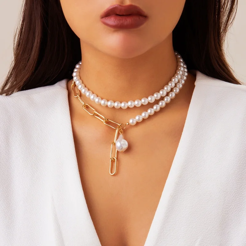 

European And American Ornament Irregular Clavicle Chain Women'S Retro Temperament Baroque Shaped Pearl Necklace