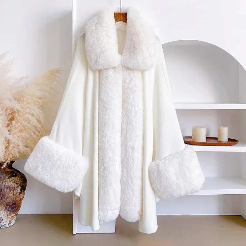 

Fashion Soft Wide Faux Fur Trims Knit Cape Coat Women Autumn Winter Long Batwing Poncho Loose Outerwear Party Travel Cloak Wraps