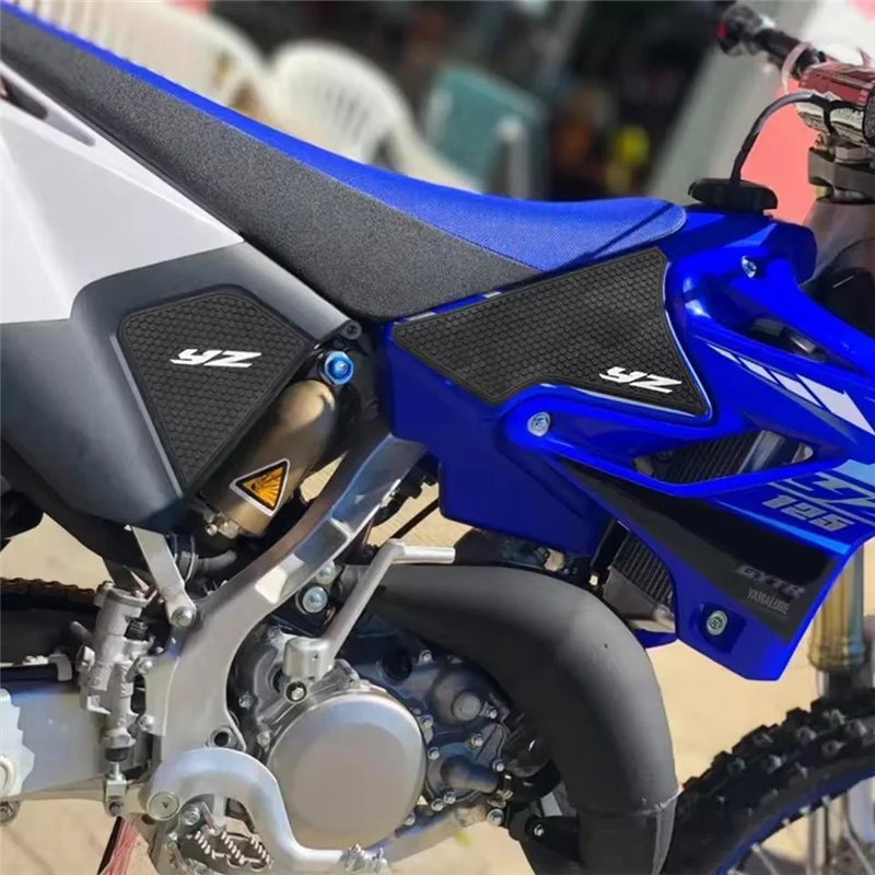 滑り止めオートバイタンクパッドサイドニーグリップトラクションパッドプロテクター YZ 125 R YZ 250 R 2ストローク 2020用