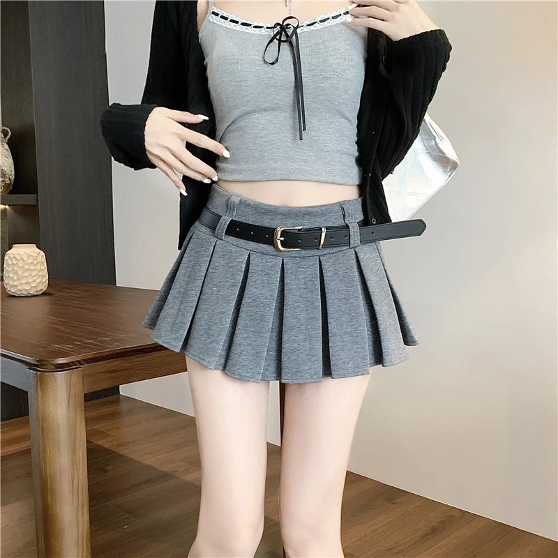 Hot girl high waisted pleated skirt for women in autumn and winter, small stature, slim and light proof A-line short skirt pants