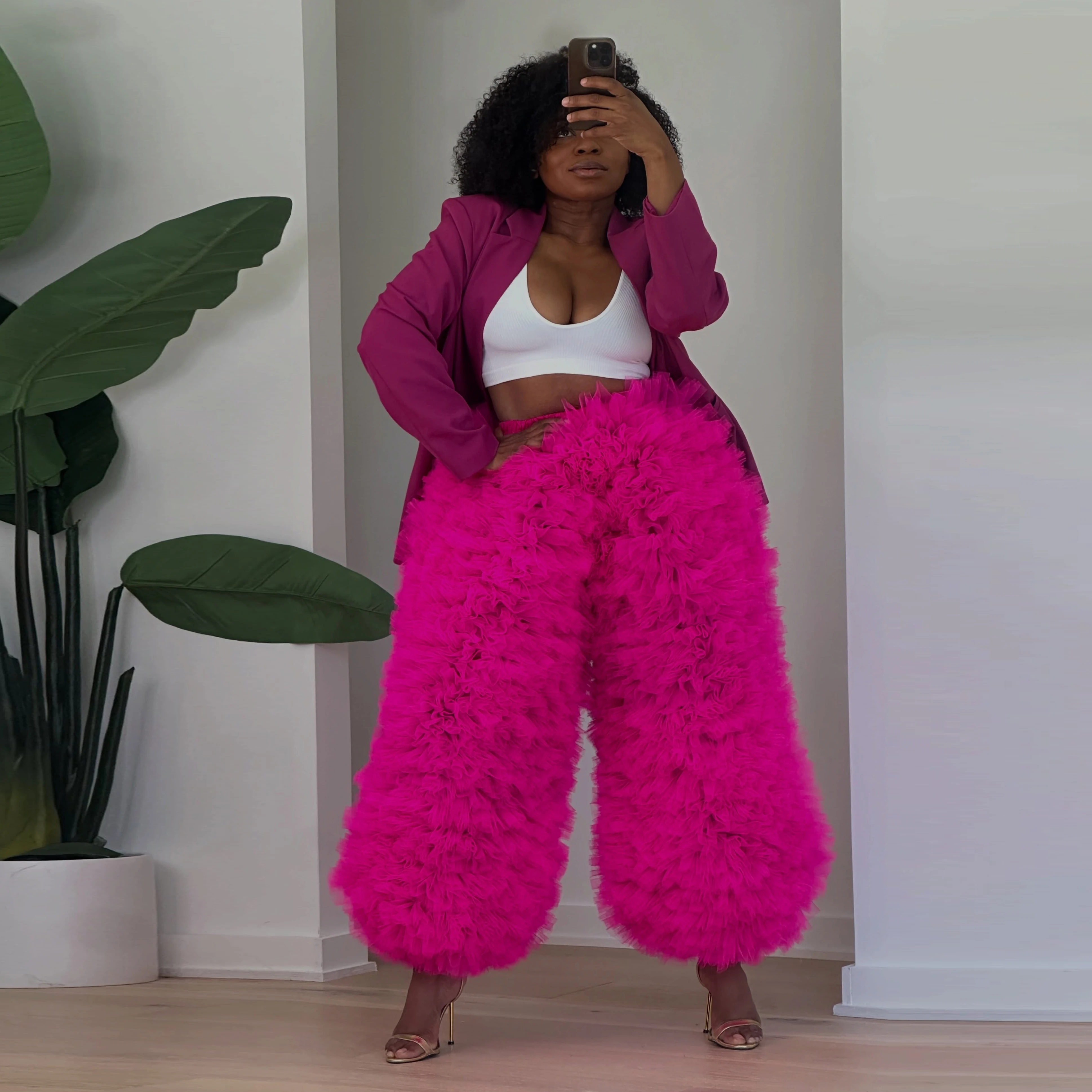 

Women's Fluffy Tulle Wide Leg Pants High Waist Elastic Waist Balloon Pants Ruffle Mesh Puffy Trousers for Party Clubwear