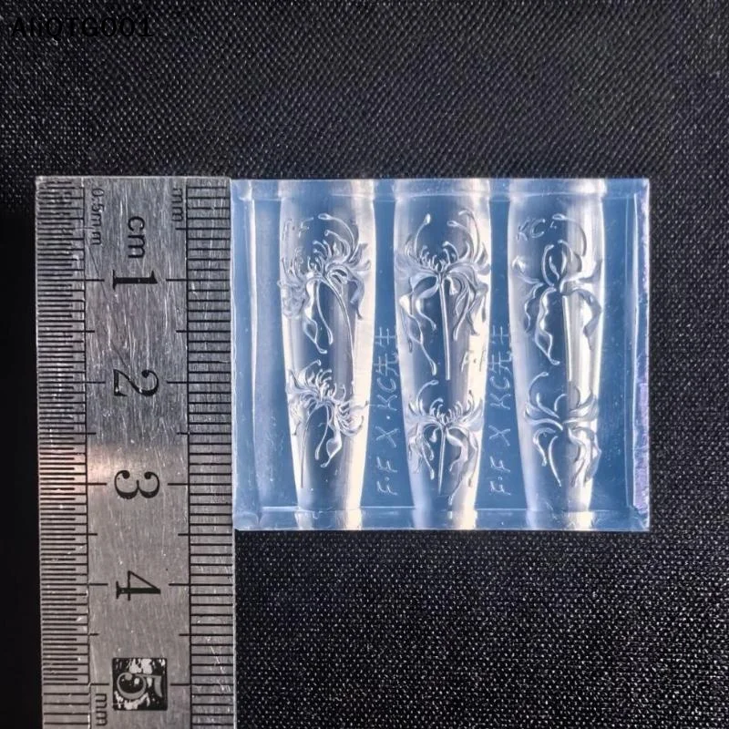 3D Lycoris Radiata Flower Silicone Nail Art Mold Transparent DIY Manicure Carving Red Lily Floral Patterns for Creative Nails