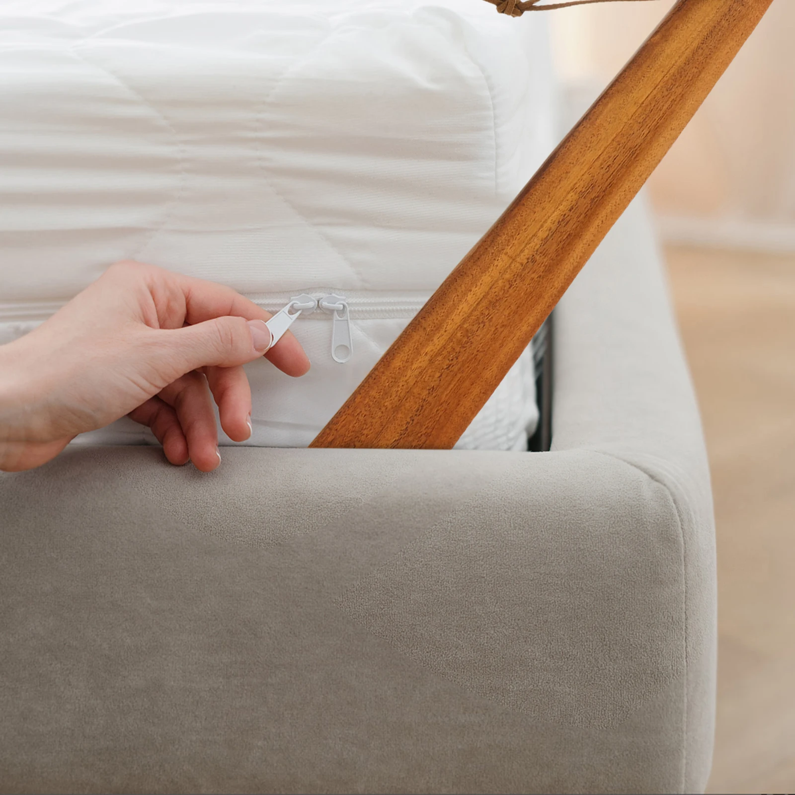 

2pcs Lifter Tool Wooden Bed Sheet Change Tool Easy Lifting Mattress Riser For Home Hotel Reusable Mattress Lifting Pads