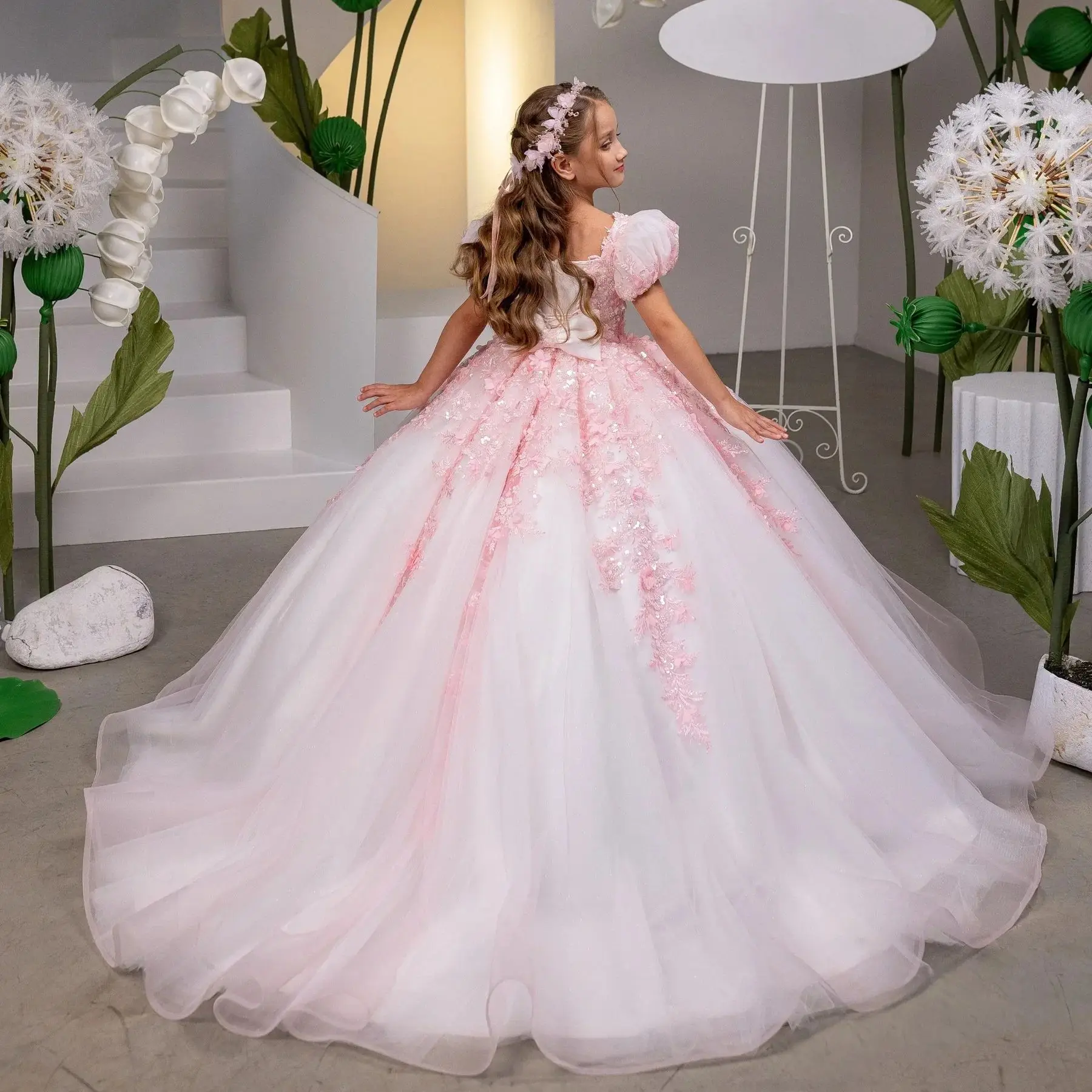 Zartrosa Spitzen-Blumenmädchenkleid Prinzessinnen-Ballkleid Kleine Mädchen Hochzeitskleid Kleinkinder Geburtstagsparty-Kleider Maßanfertigung