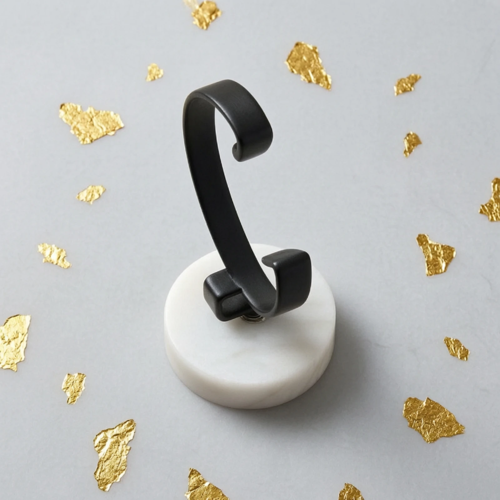 Stojak na zegarki, luksusowy s – Luxury Watch Stand recenzja i cena