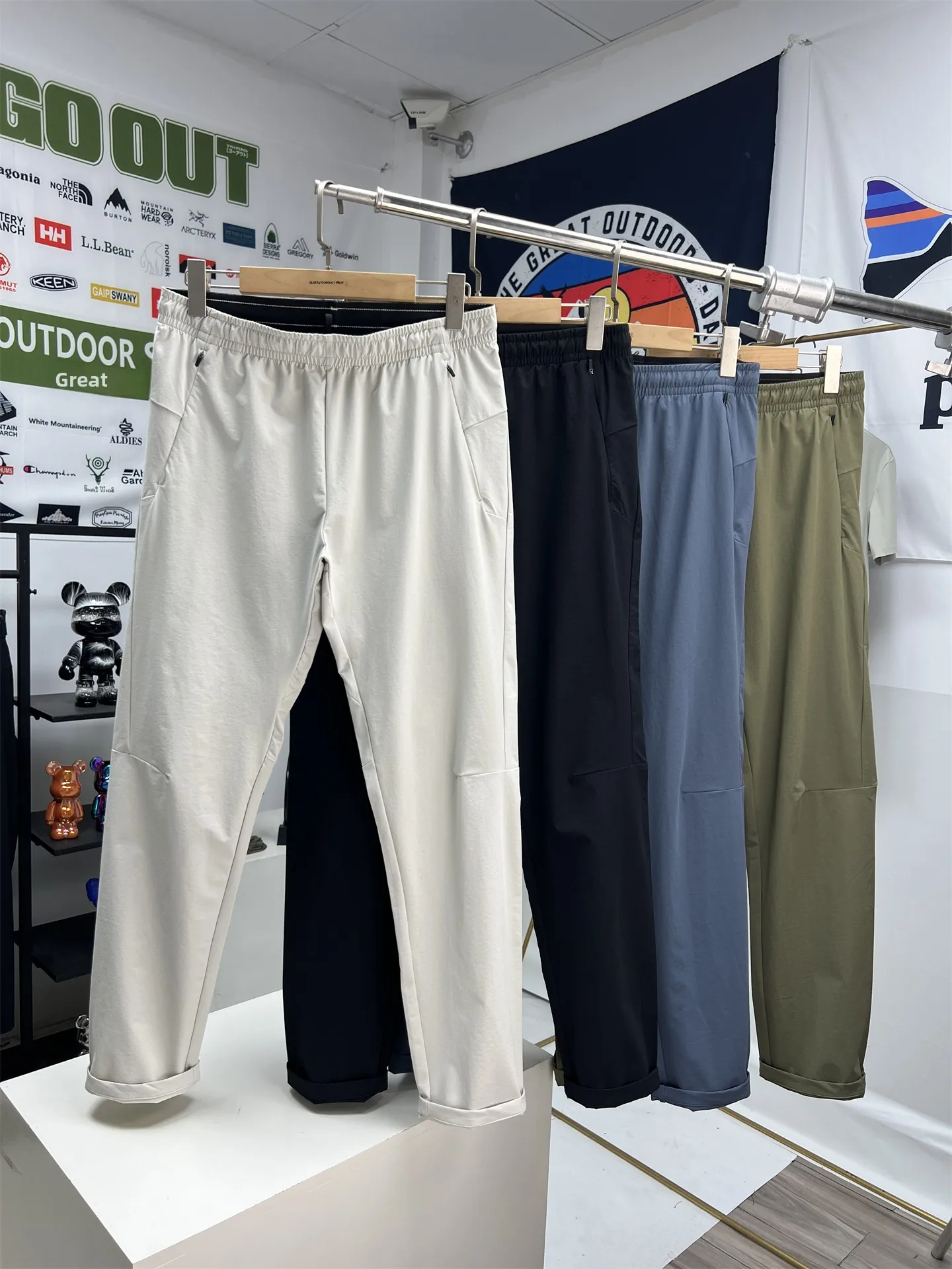 

Outdoor Hiking Soft Pants Unisex Casual Trousers Three Dimensional Tailoring Quick Dry Four Way Stretch Nylon Fabric