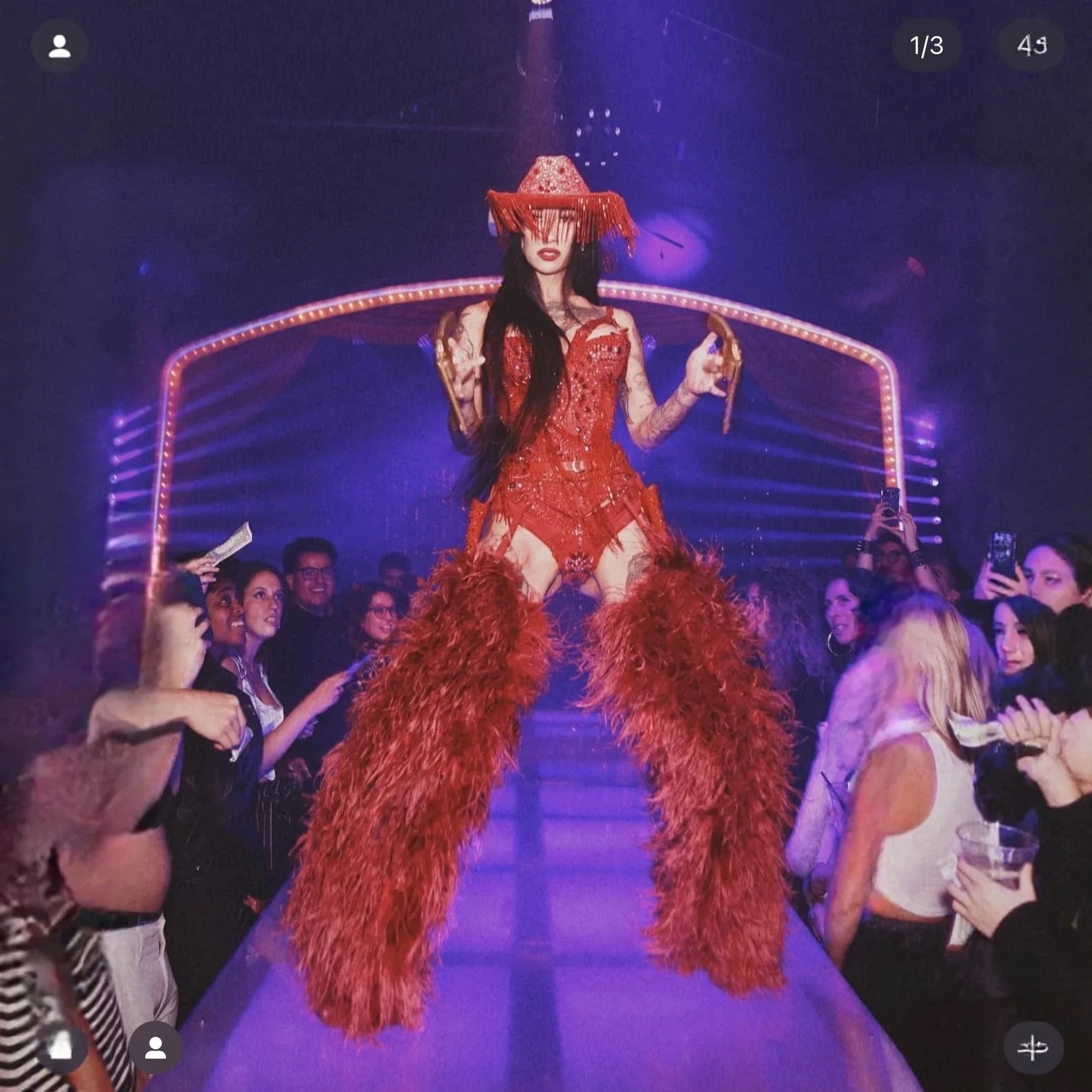 فستان مثير لي كريستال Rh ine حجر ريشة er jur er فورمان ce زي لمرحلة النادي ثوب مسائي