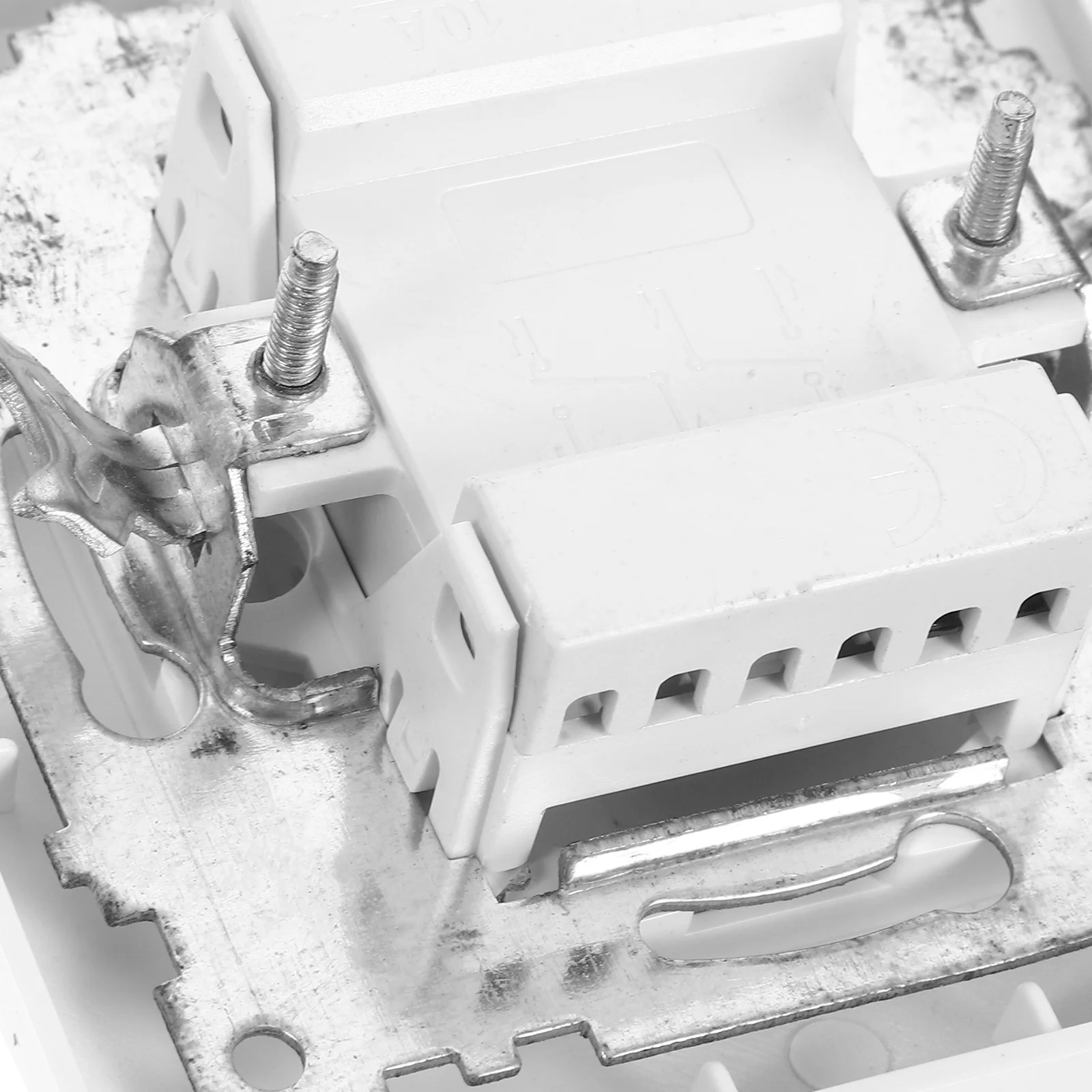 

2Pcs One Way Light Switch Panel Multifunctional Control Switch Wall Mounted for Home Office Hotel School Use Light Switches