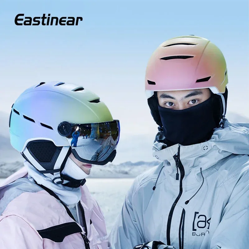 Integrated Ski Helmet with Goggles Men Women Impact-Resistant Warm Snow Helmet Winter Sports Protective Gear Snowboard Skiing