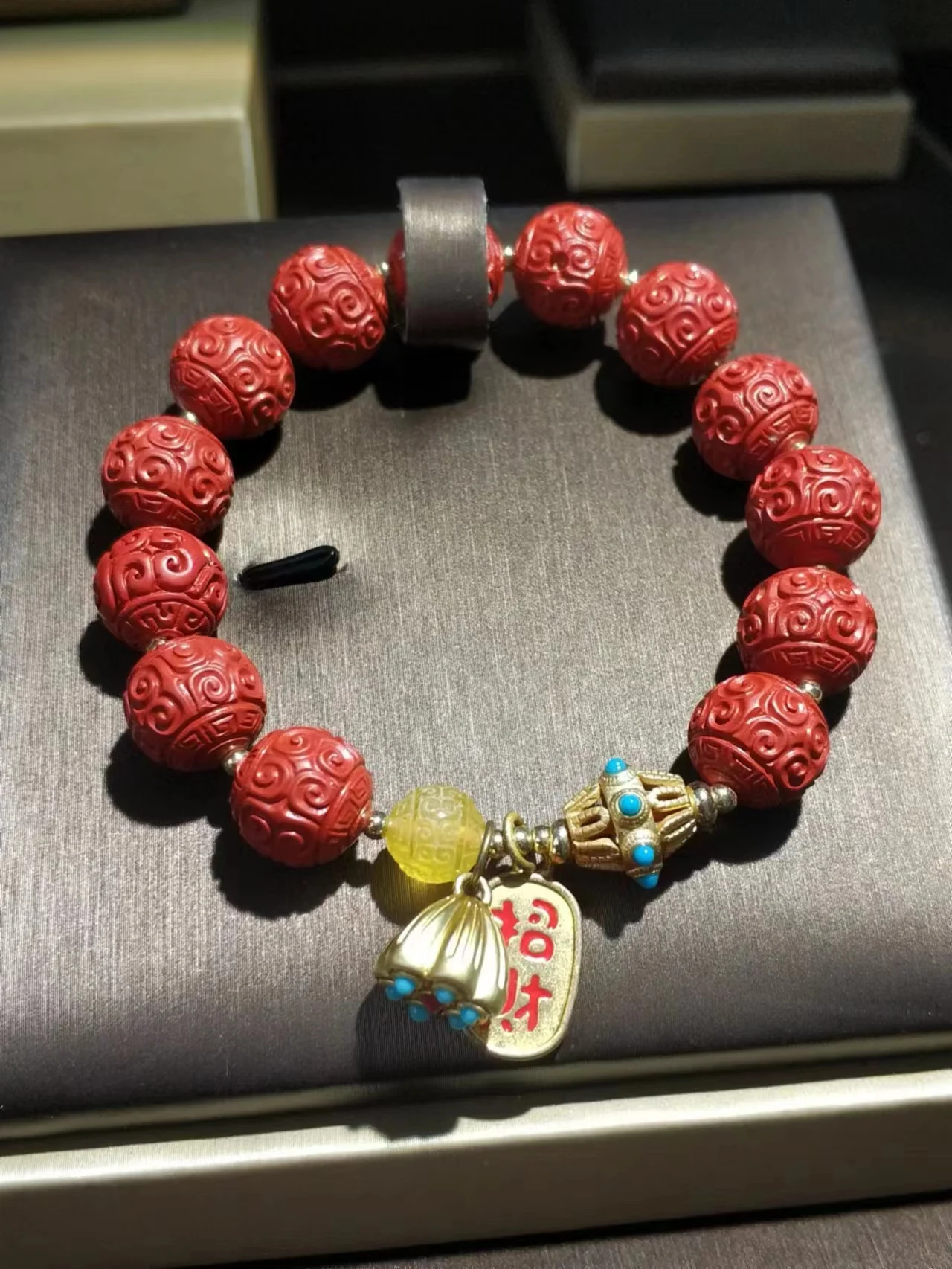 

1pcs/lot Pure Natural Cinnabar Mine Made Beads Red Bracelet Carved Ruyi Auspicious Cloud Auspicious Pattern Nafu Lucky Chinese