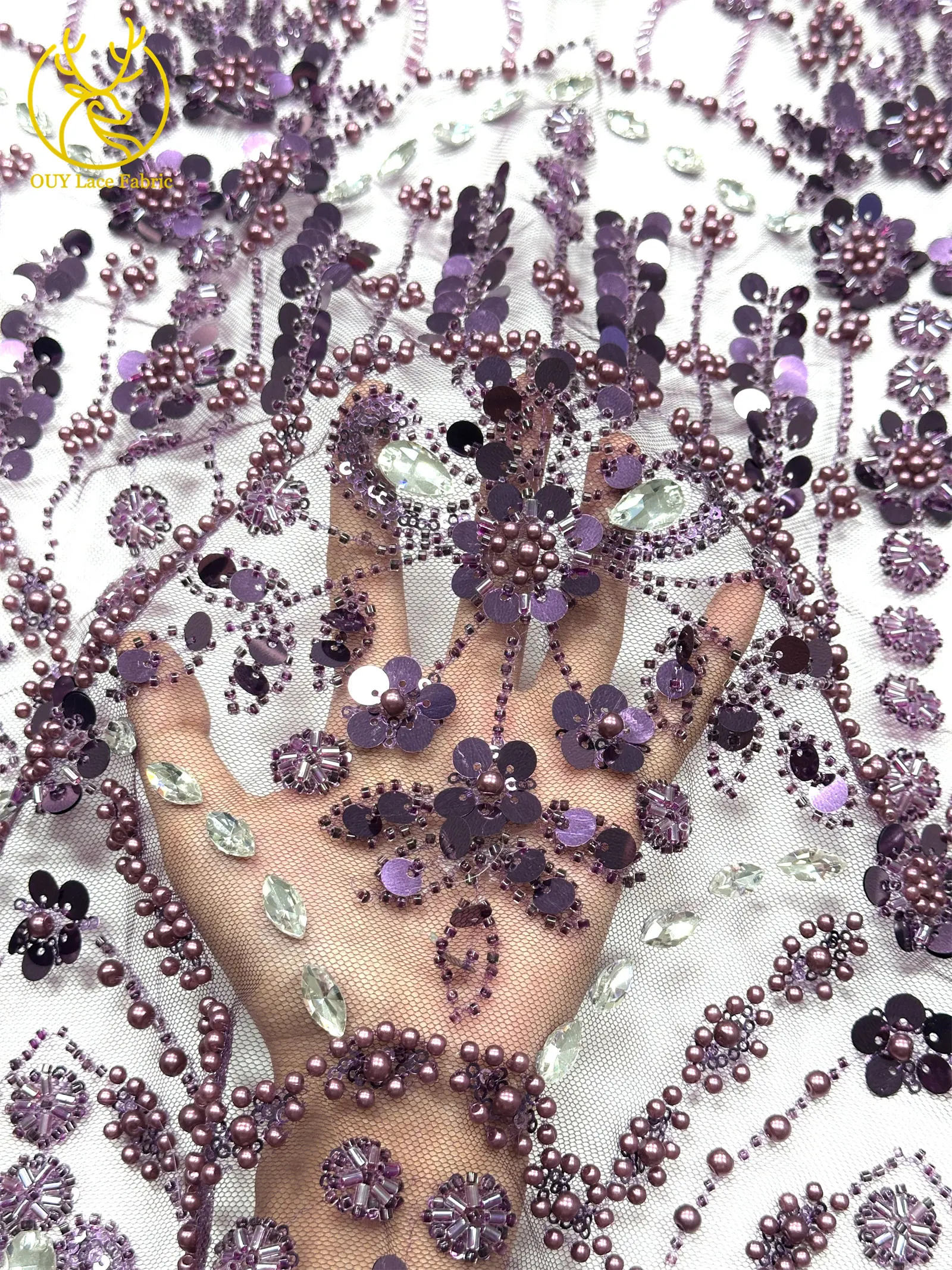 Afrikanischer Spitzenstoff in Traubenlila, französische Pailletten, bestickte Spitze, glitzernde Strass-Spitze für Brautkleider zum Nähen – Detail 8