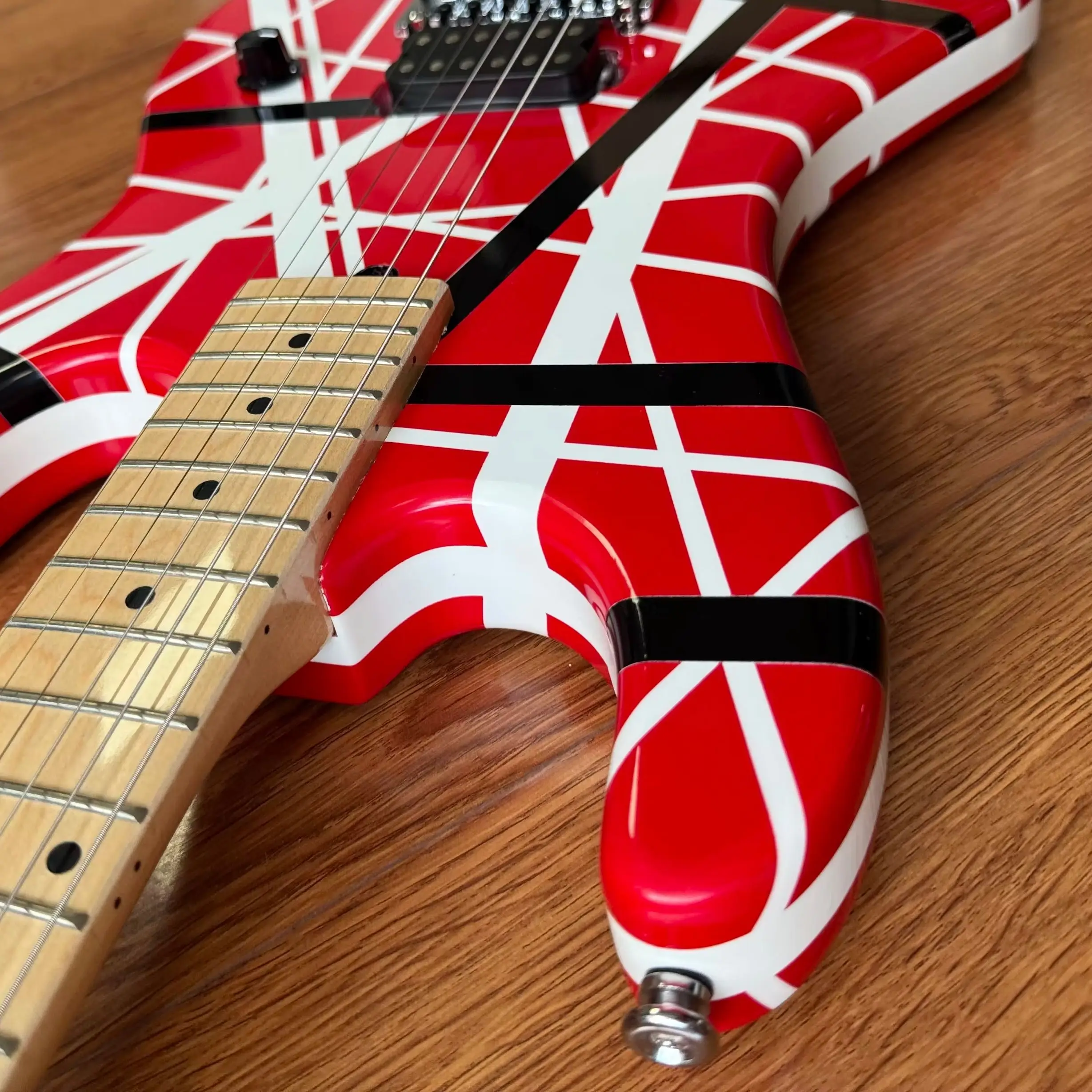 2026 New White Stripe Red Electric Guitar Floyd Rose Tremolo Bridge Locking Nut Maple Neck & Fingerboard Christmas Gifts Available In US Warehouse Free Shipping