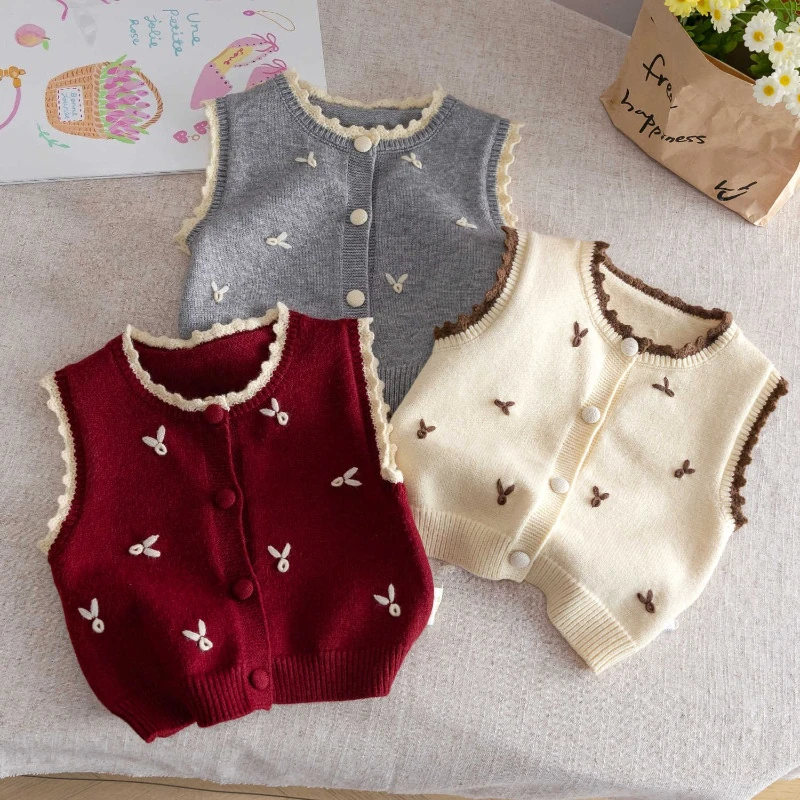 Children's Vest Autumn Clothing 2026 New Girls' Outer Vest Baby Autumn and Winter Knitted Camisole Children's Clothing